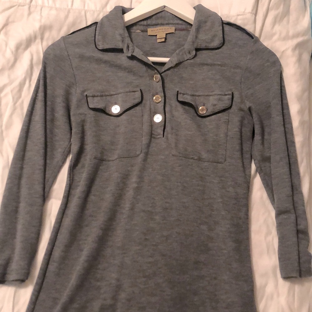 Burberry 3/4 sleeve xs $100